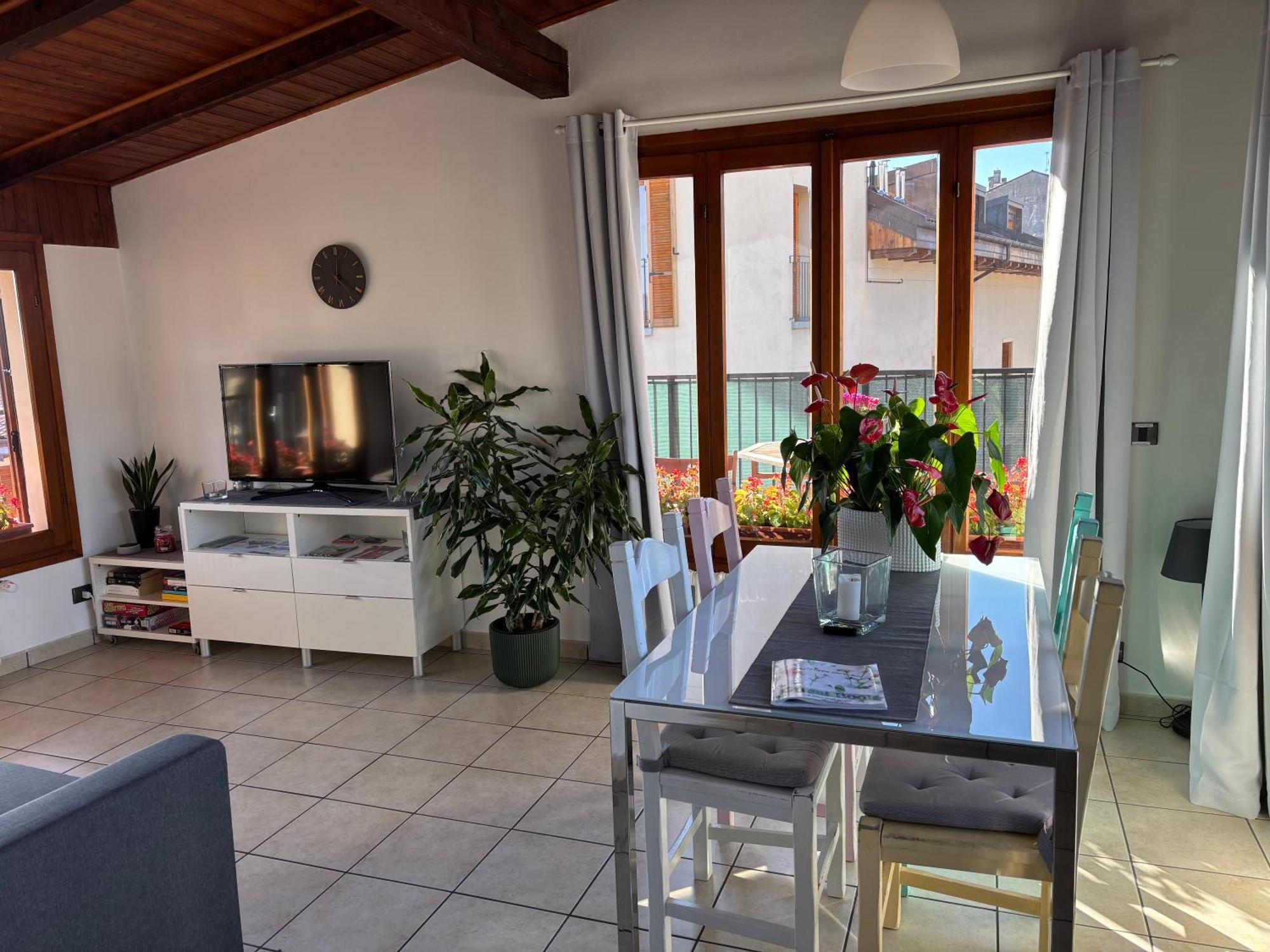 La Terrazza Apartment Verbania Exterior photo